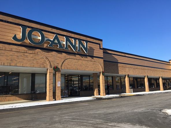 Towne Centre: US Highway 31 West, Elizabethtown, KY 42701